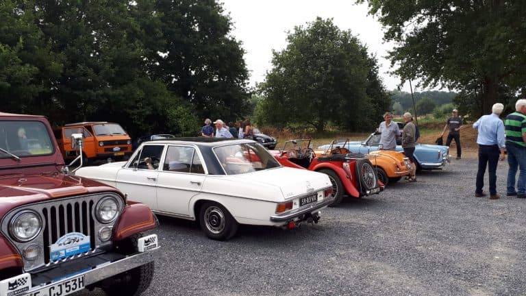 SPCN tour with classic Studebakers and Packards
